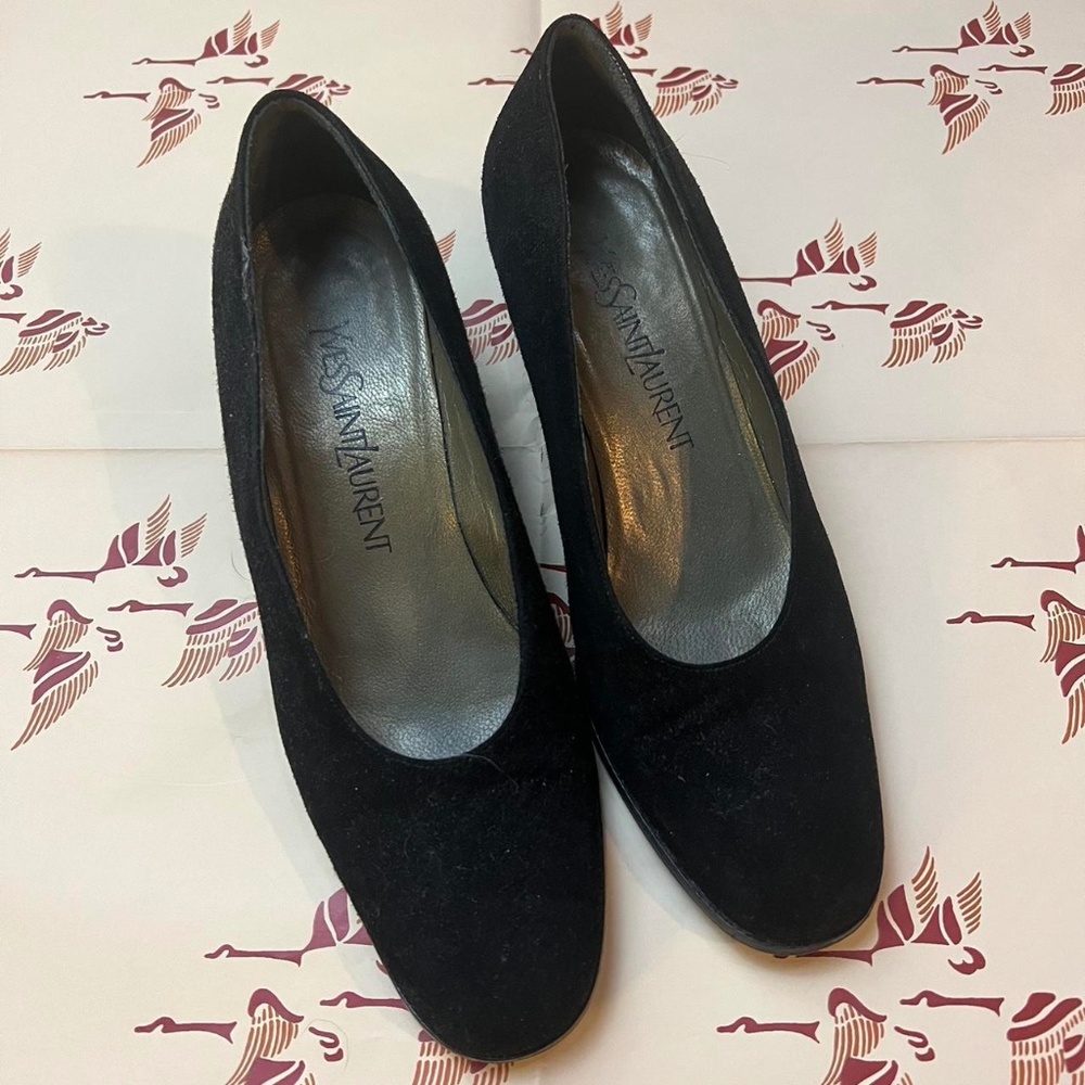 Yves Saint Laurent Black Suede Kitten Pumps- Needs Repairs